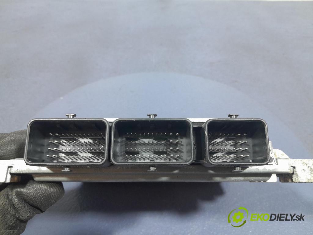 Ford Focus 2008 riadiaca jednotka Motor: 7M51-12A650-BCB