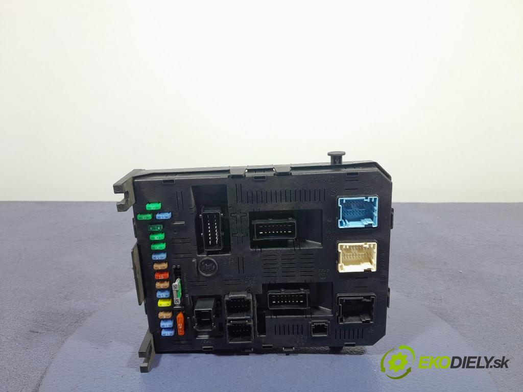 Citroen C4 2005 skrinka Poistky: 9661940480