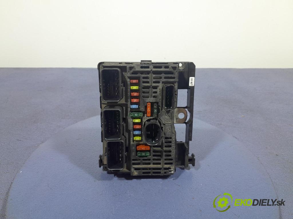 Citroen C5 2005 skrinka Poistky: 9657718780