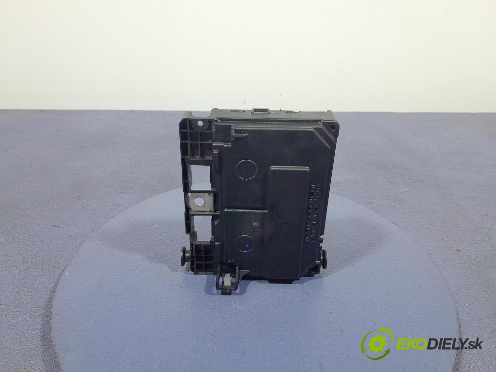 Citroen C5 2005 skrinka Poistky: 9657718780