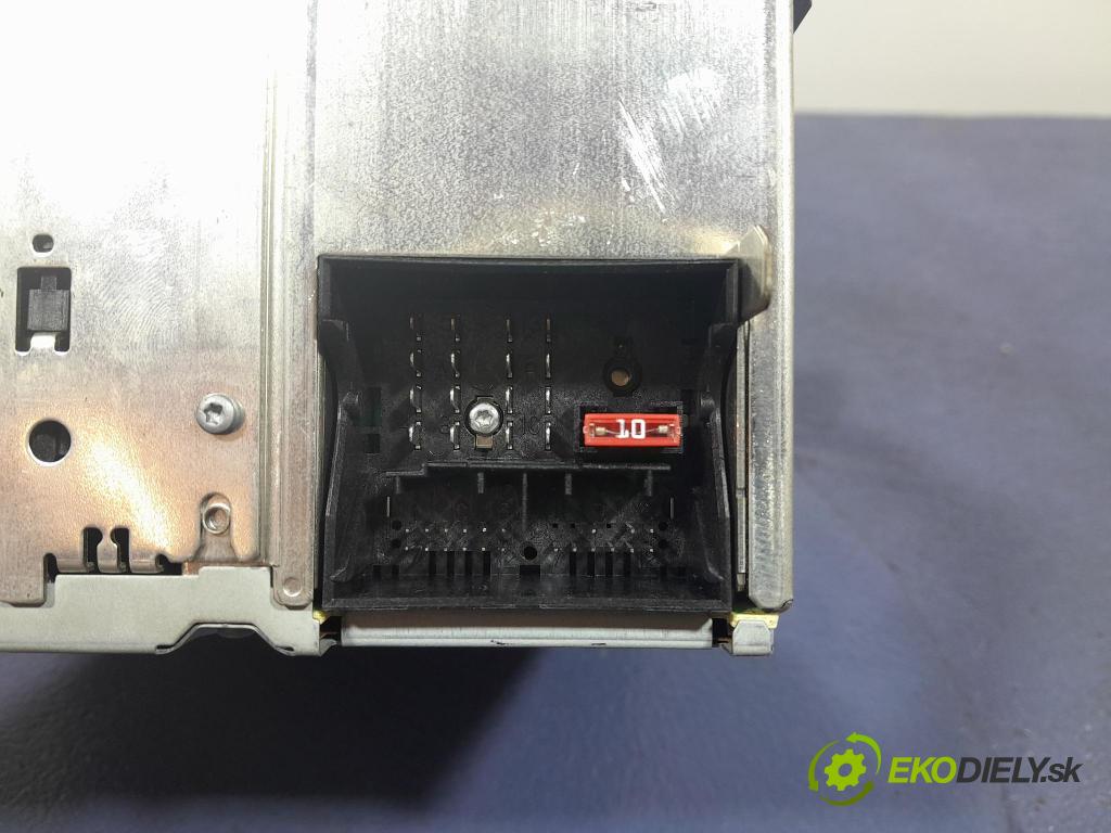 Audi A3 2010 Radio I Navigace: 8P0035186S