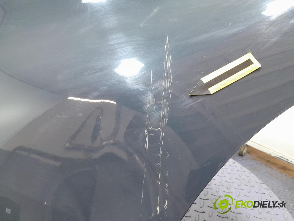 Renault Captur 2015 dvere zad Vľavo: