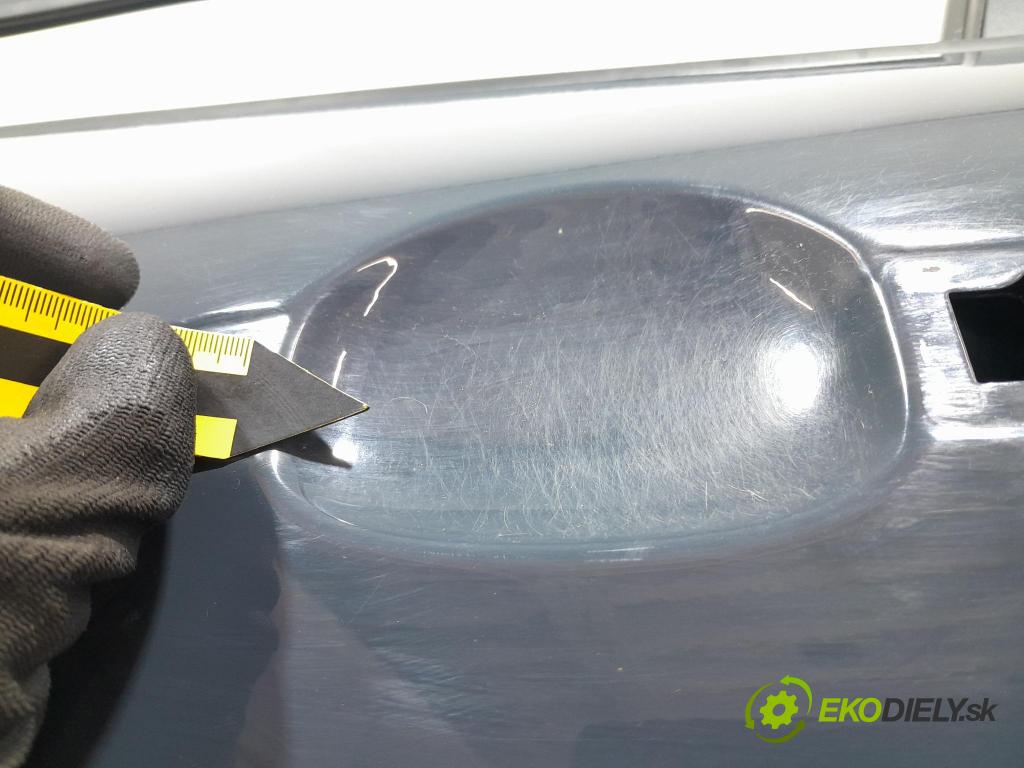 Renault Captur 2015 dveře před Vlevo, odjet: