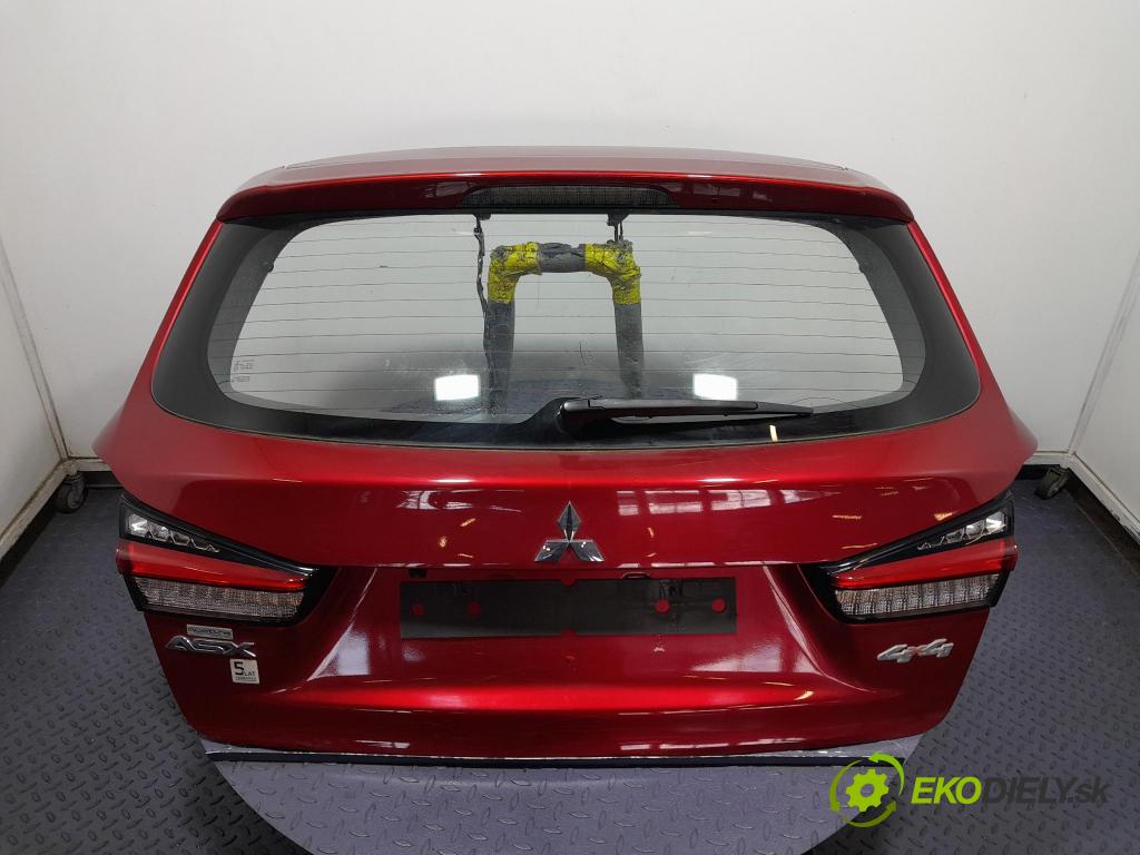 Mitsubishi Asx 2019 zadní dveře kufra: kufr