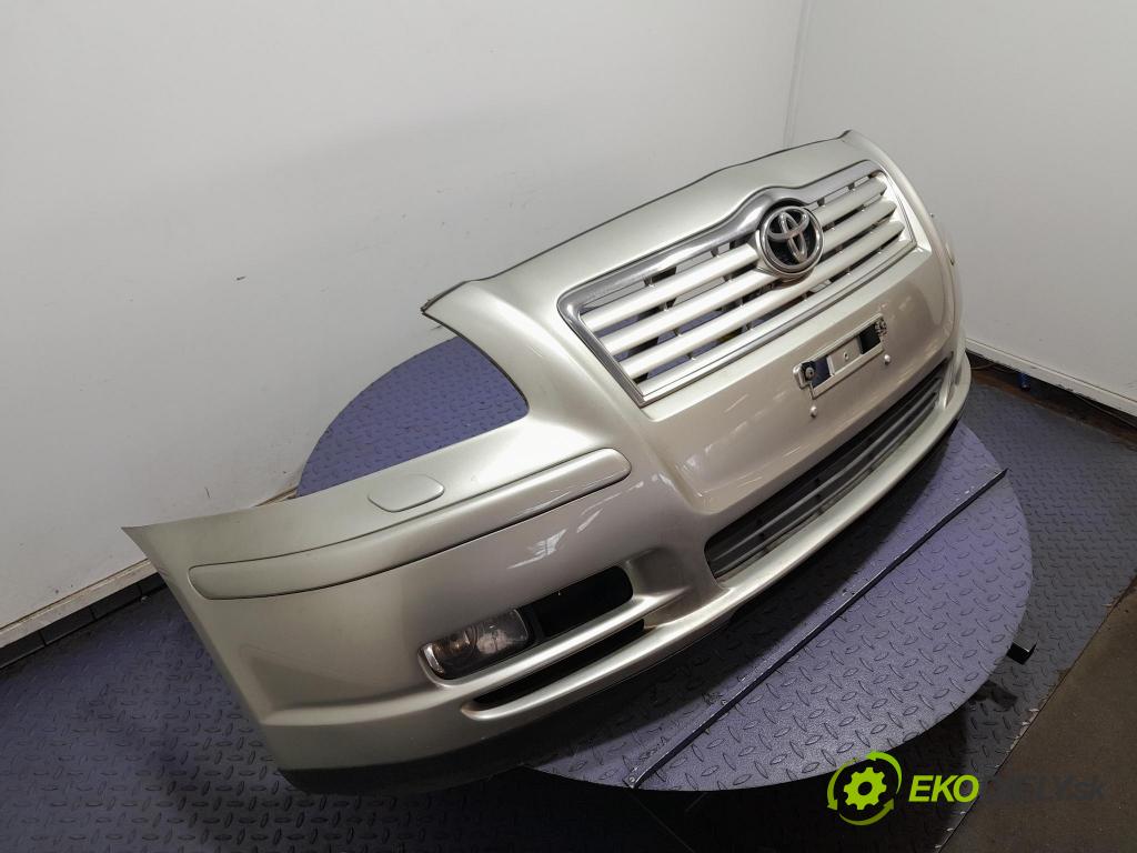 Toyota Avensis 2005 nárazník před