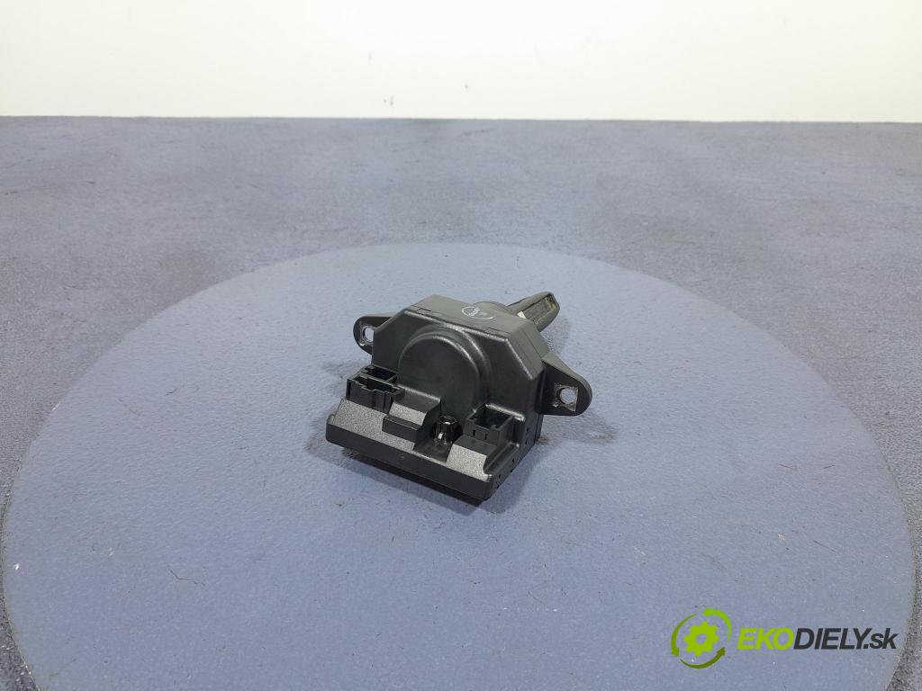 Audi A6 2005 Spínač zapaľovania: 4F0910131D