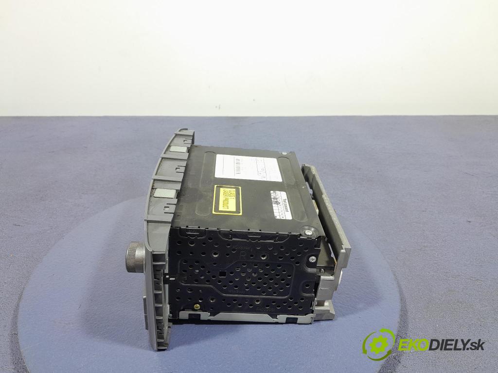 Toyota Avensis 2005 Radio I Navigace: 86120-05081