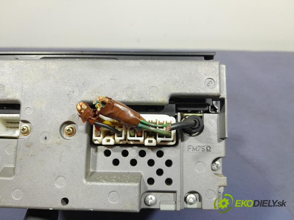 Toyota Avensis 2005 Radio I Navigace: 86120-05081