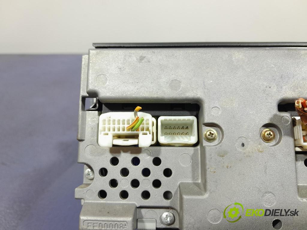 Toyota Avensis 2005 Radio I Navigace: 86120-05081