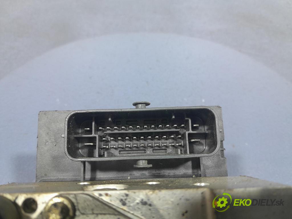 Audi A6 2005 čerpadlo ABS x 4F0614517K