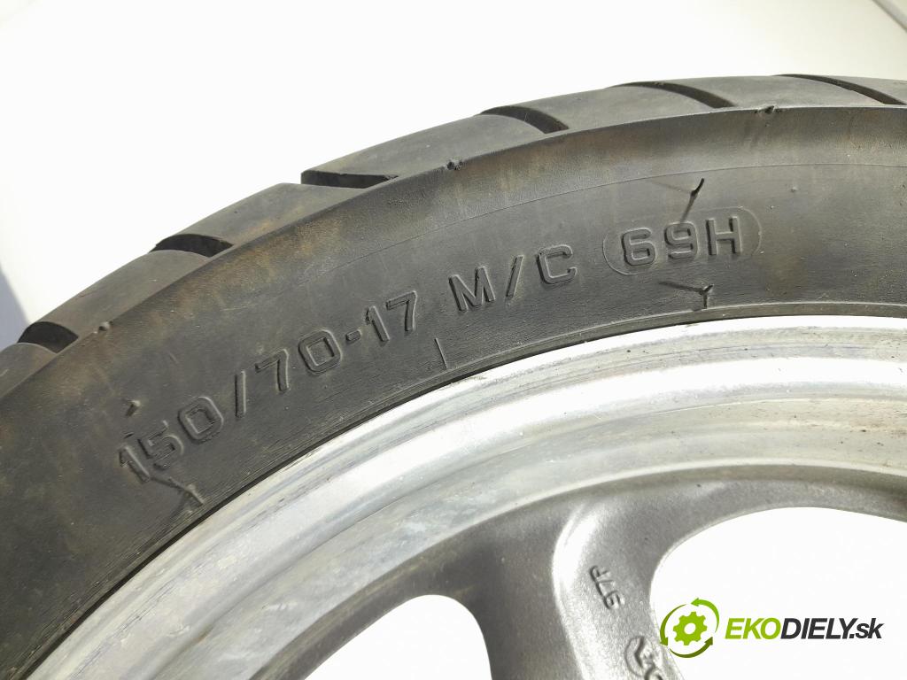 Honda CB 1995 Ráfky Hlinikové: Pneumatiky
