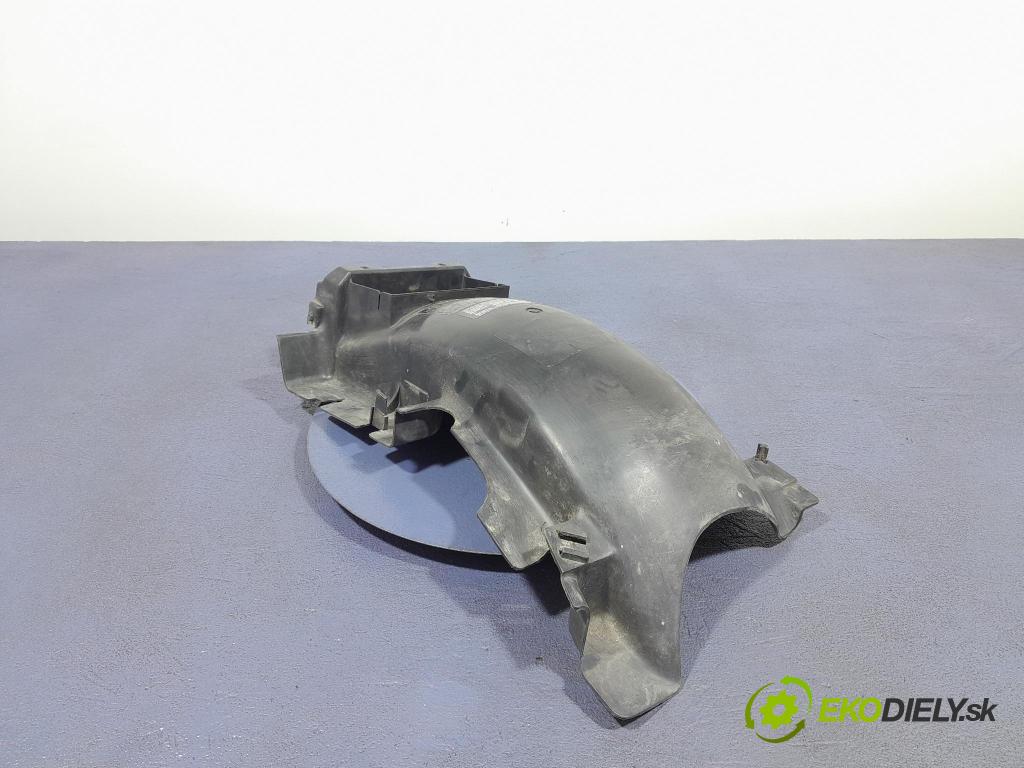 Honda CB 1995 blatník zad Vľavo: 80106-MW3-6710
