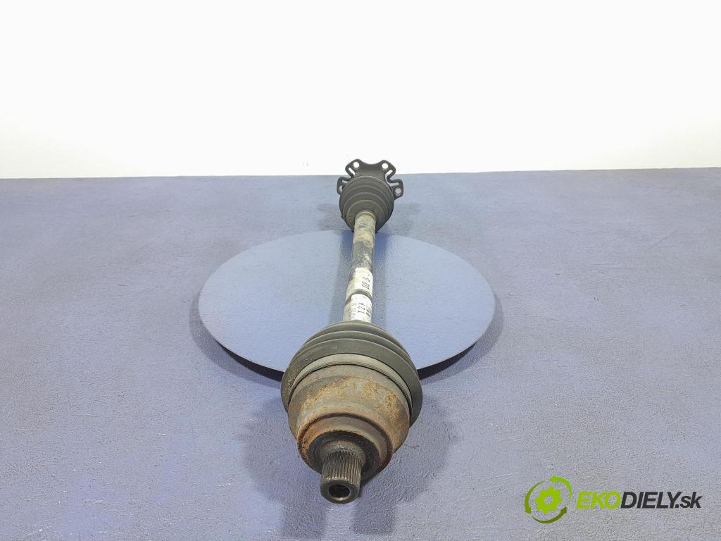 Audi A6 2005 poloos Prava: Predné 4F0407272K