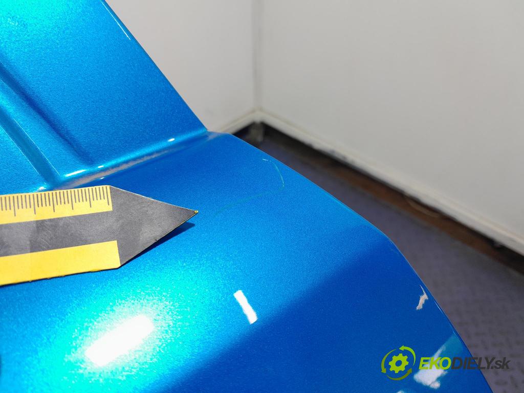 Suzuki Alto 2010 dvere Predné pravé