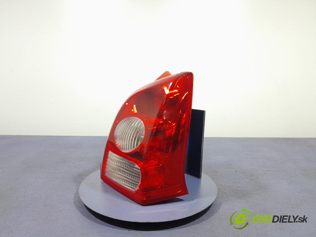 Suzuki Alto 2010 svetlo / reflektor zad Prava: Vonkajsia: