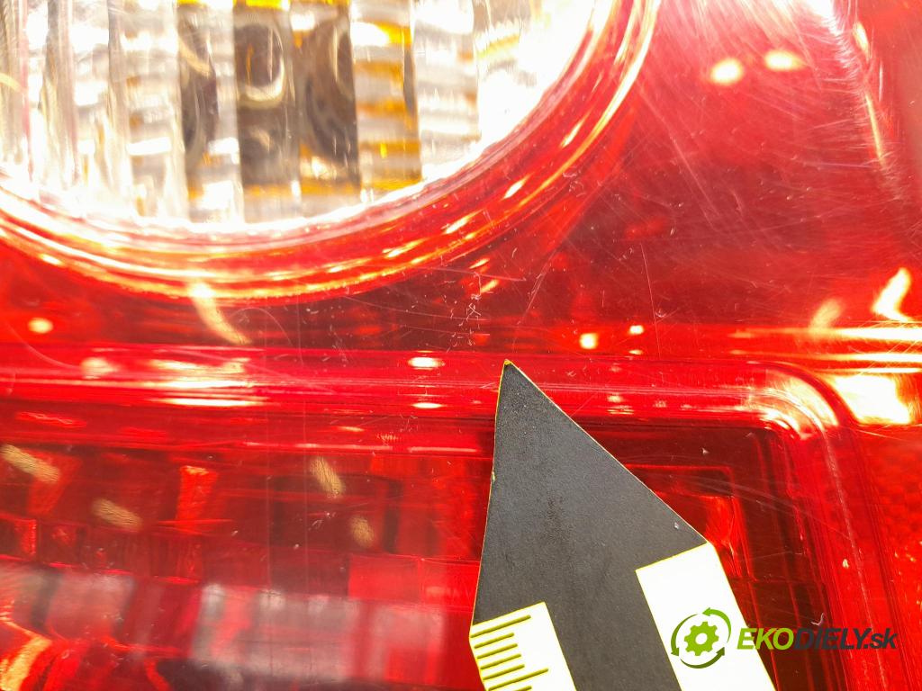 Suzuki Alto 2010 svetlo / reflektor zad ľavá Vonkajsia: