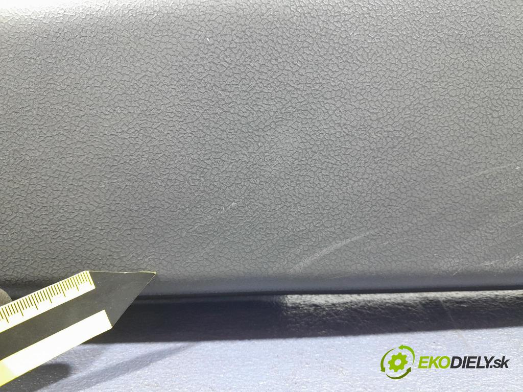 Suzuki Alto 2010 Čalounictví: dvere Predné ľavá