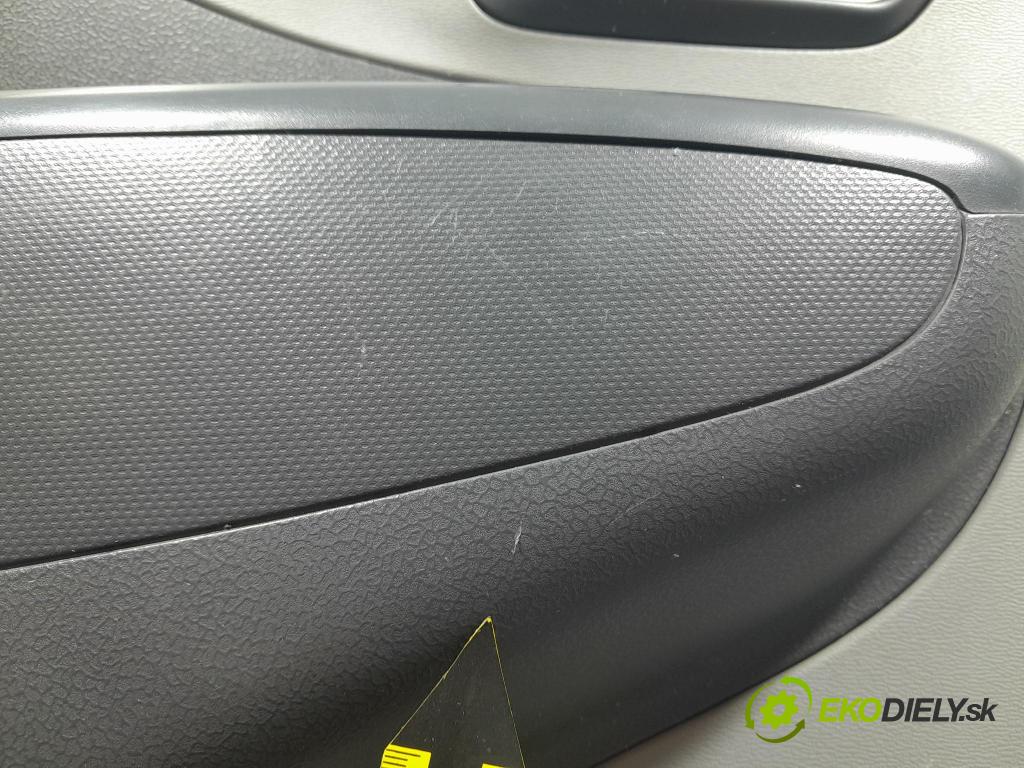 Suzuki Alto 2010 Čalounictví: dvere Predné ľavá
