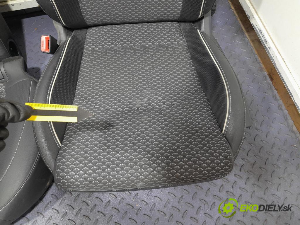 Kia Ceed 2023 sedačke: Soubor.