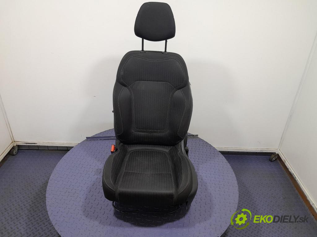Renault Megane 2017 Sedačka Ovládače: