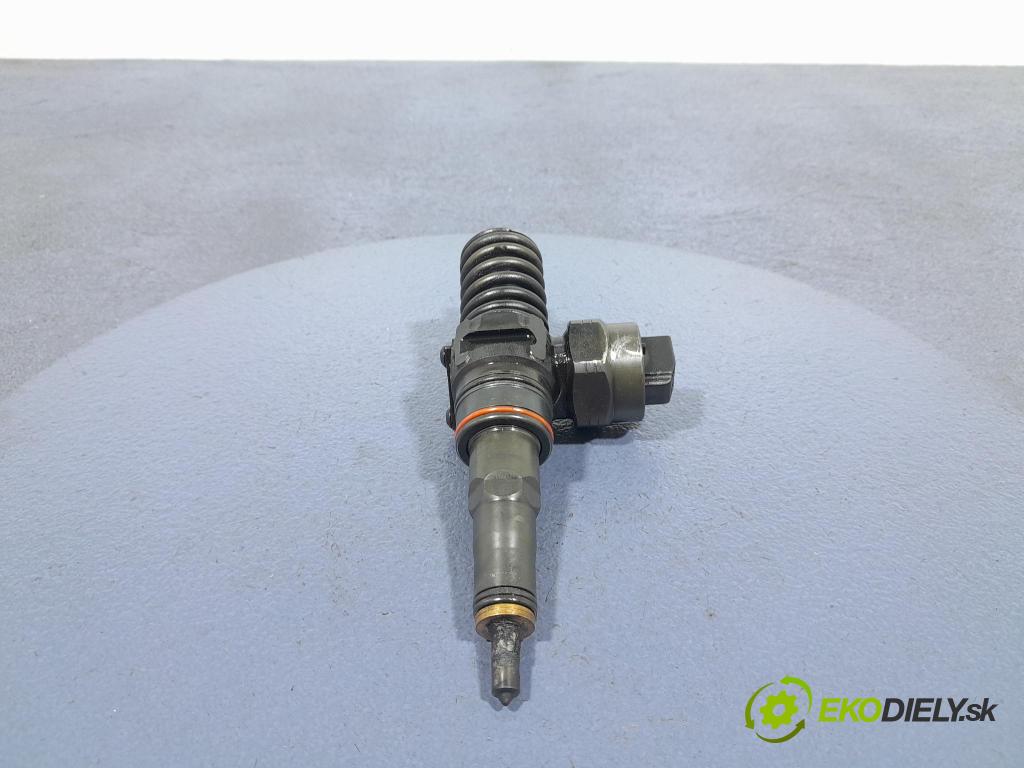 Vw Passat 2001 vstrek 038130073AA