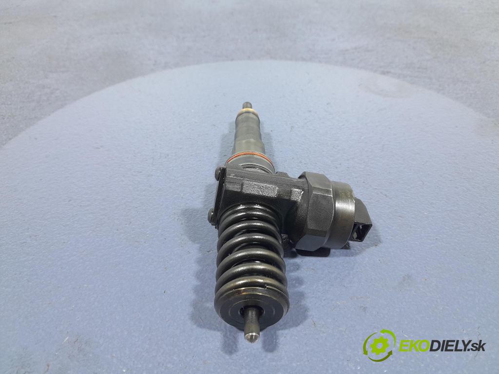 Vw Passat 2001 vstrek 038130073AA