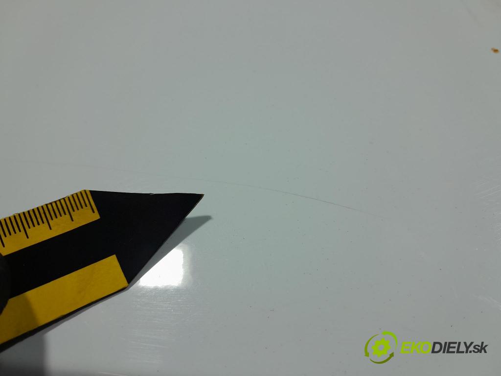 Kia Ceed 2023 Spoiler: 87210-J7300