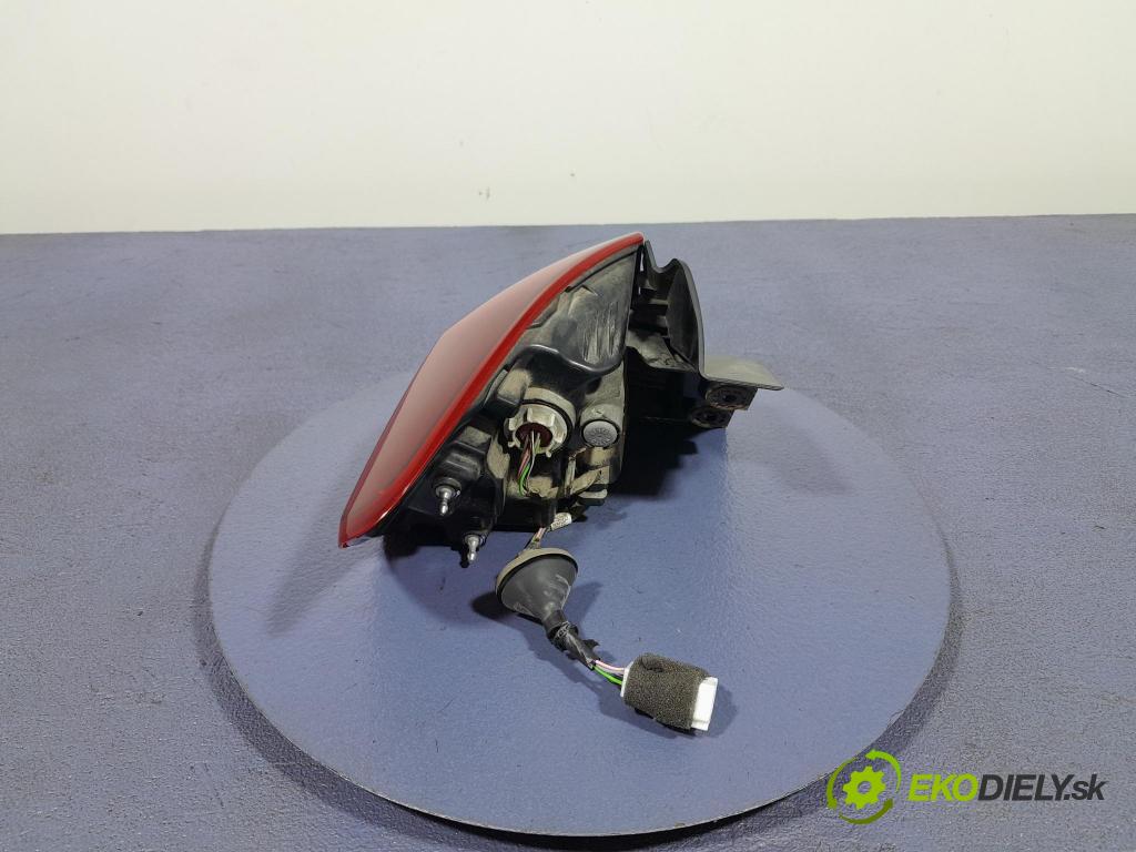 Kia Ceed 2023 svetlo / reflektor zad Prava: Vonkajsia: J7924-18310