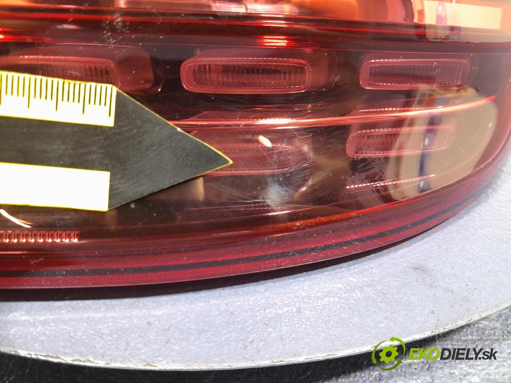 Kia Ceed 2023 svetlo / reflektor zad Prava: Vonkajsia: J7924-18310