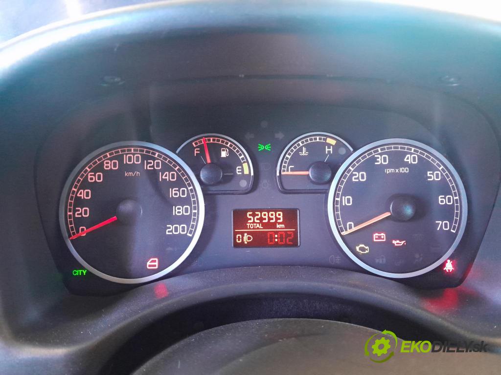 Fiat Punto 2010 prístrojovka/ budíky 51873179