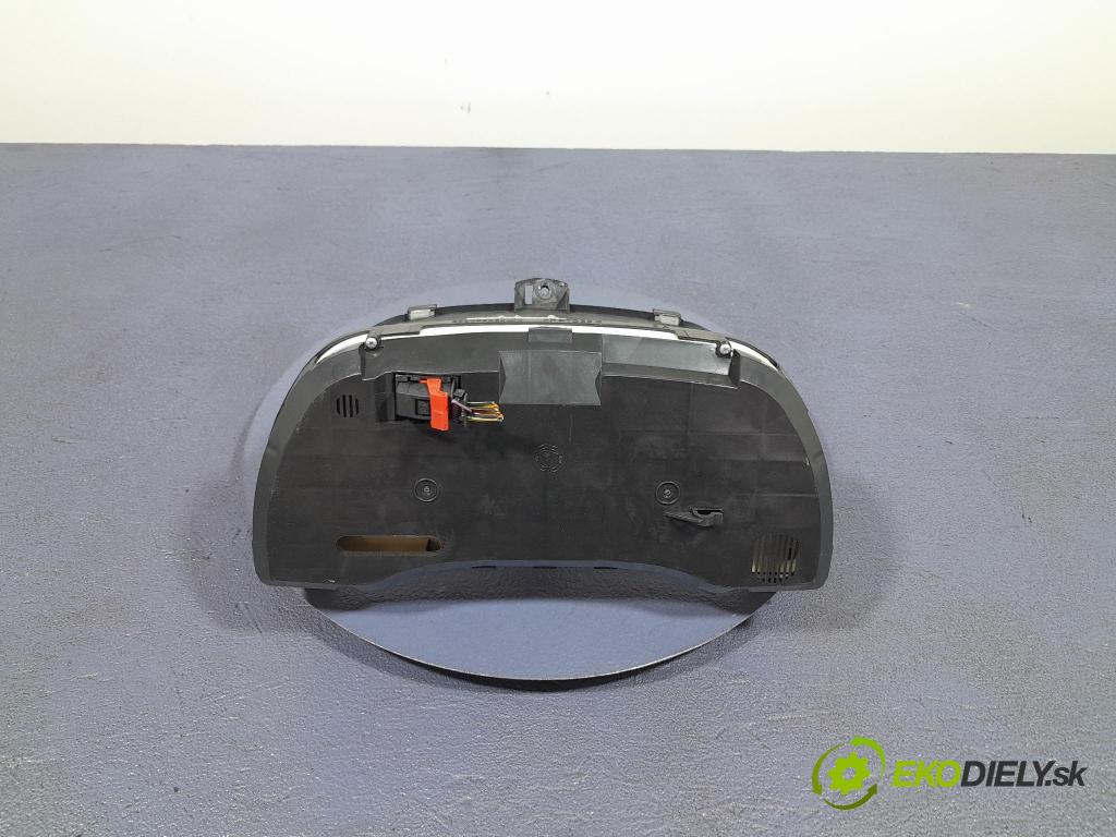 Fiat Punto 2010 prístrojovka/ budíky 51873179
