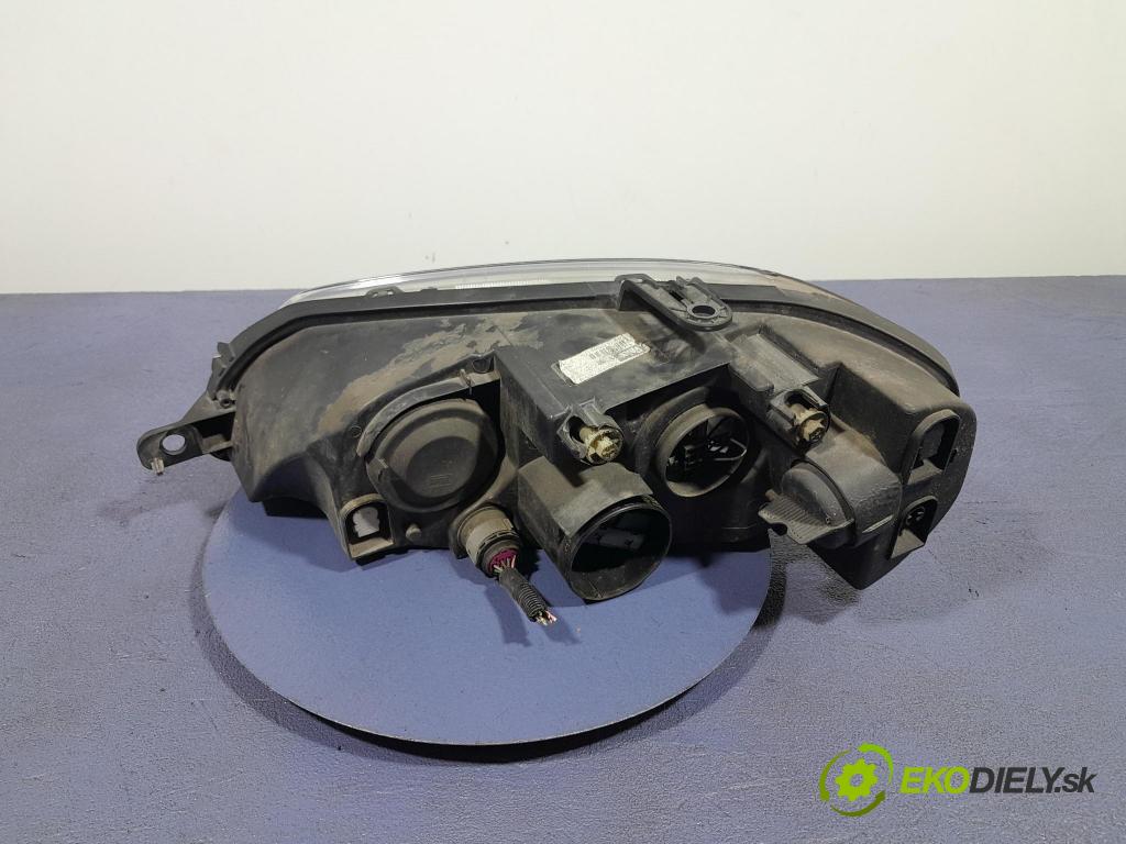 Fiat Punto 2010 Reflektor: v pravo:
