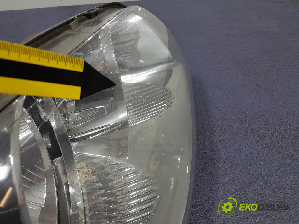 Fiat Punto 2010 Reflektor: v pravo:
