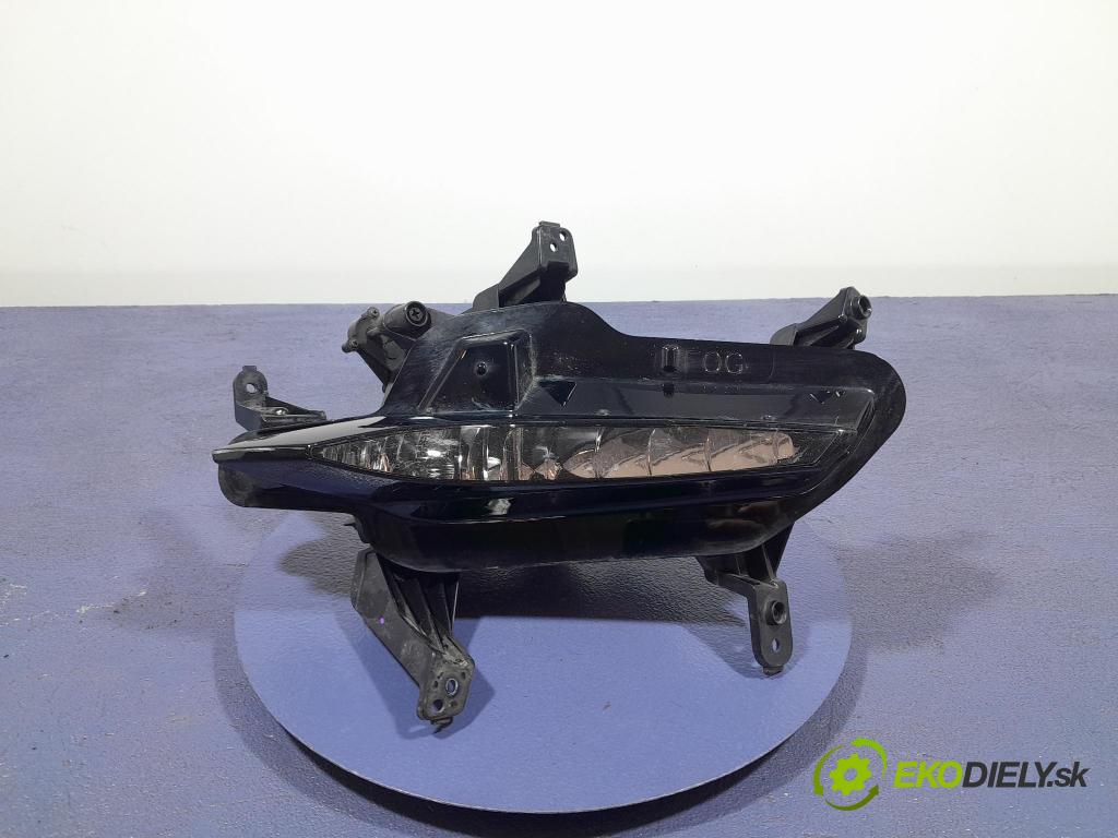 Kia Ceed 2023 Halogen v pravo: 92202-J7500