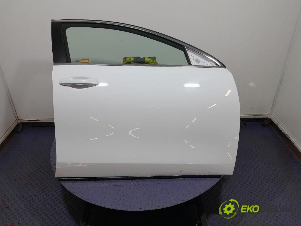 Kia Ceed 2023 dveře před prave