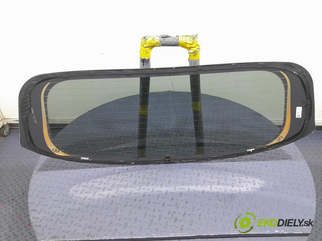 Kia Ceed 2023 sklo zadní 