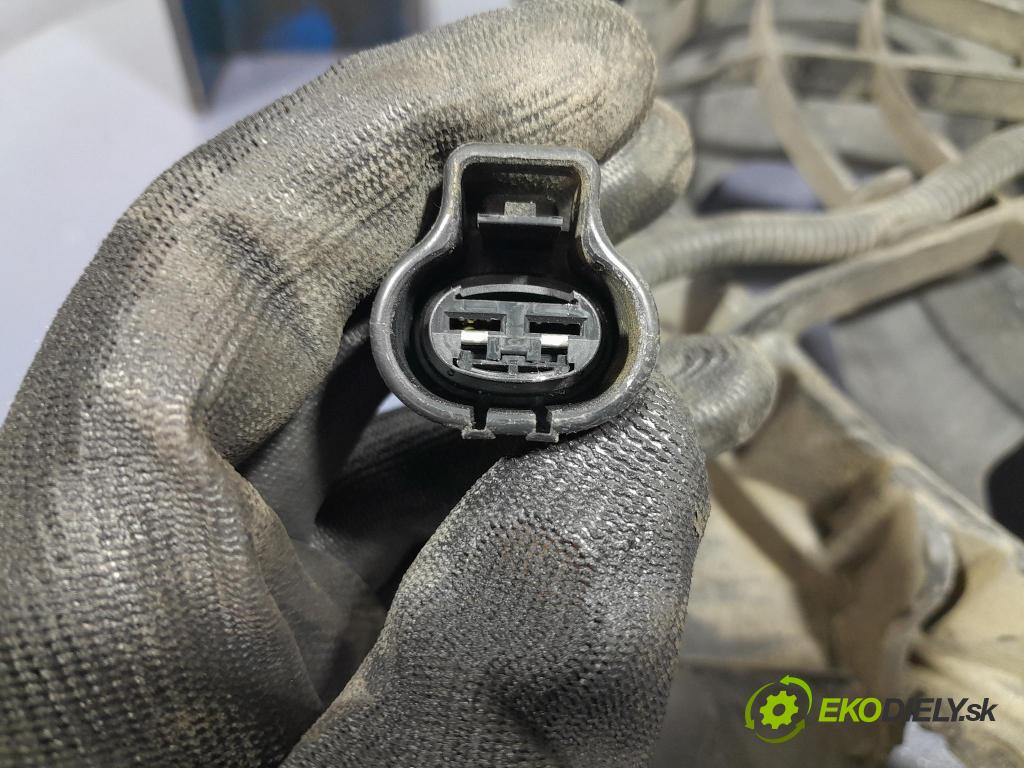 Kia Ceed 2010 ventilátor Chladič: 