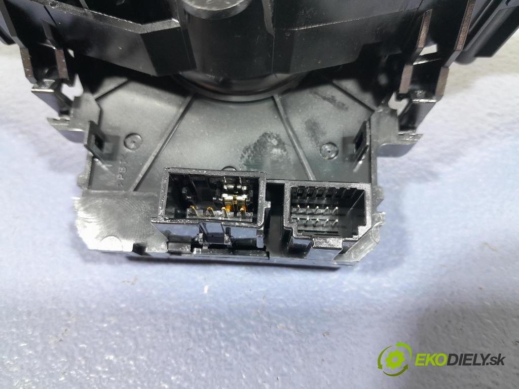 Kia Ceed 2010 prepínač Komplex: 93410-1M520