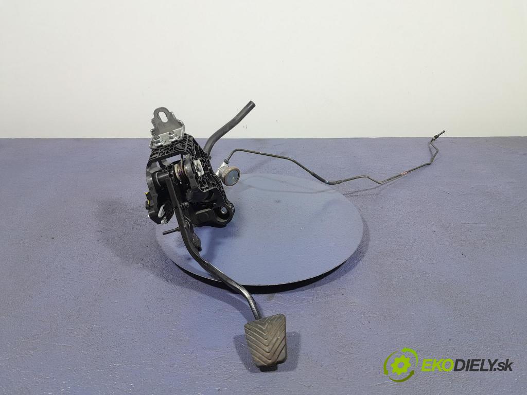Kia Ceed 2023 pedály 32802-J7KG0KB