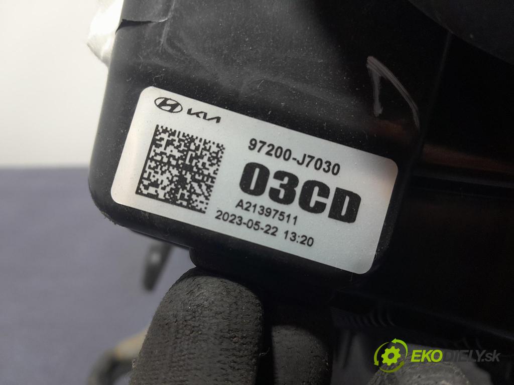Kia Ceed 2023 radiátor 97200-J7030