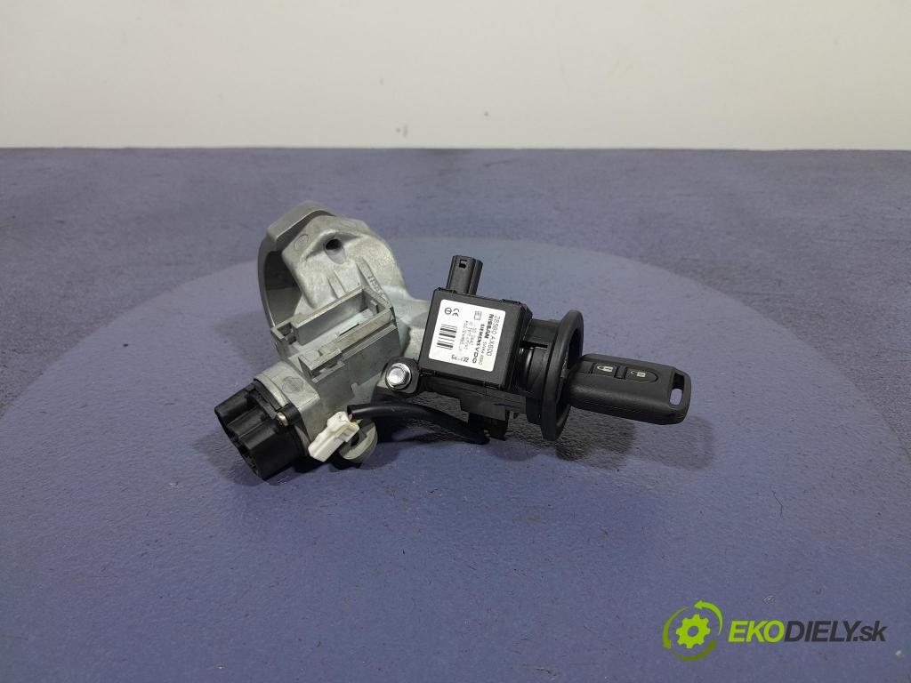Nissan Micra 2006 Spínač zapalování. 28590AX600