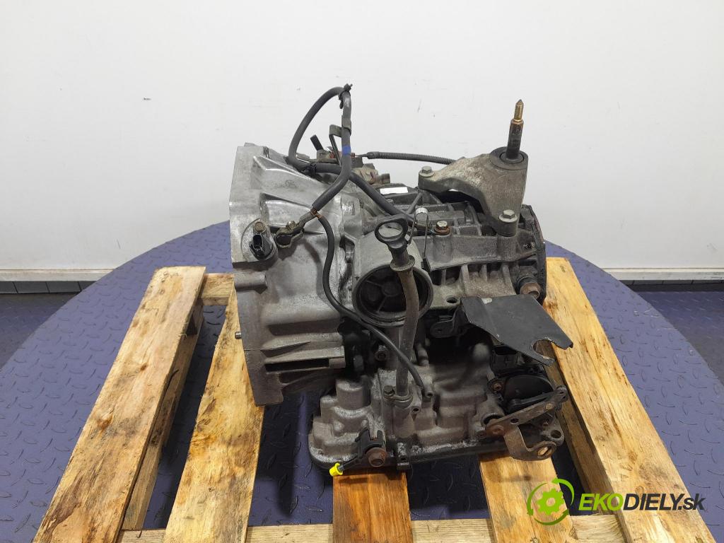 Nissan Micra 2006 převodovka Ozubené kola: Automatický 