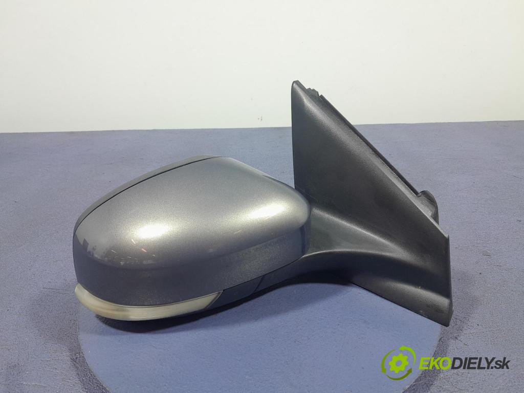 Ford Mondeo 2011 zpětné zrcátko prave