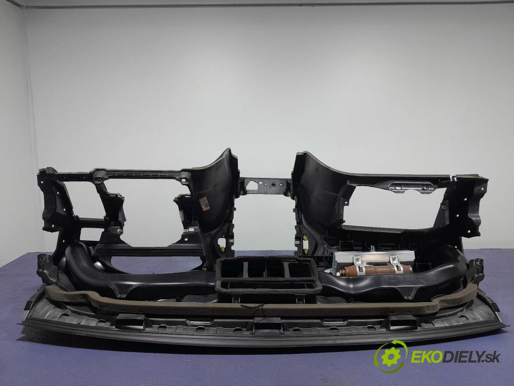 Ford Mondeo 2011 kokpit,přistrojova deska