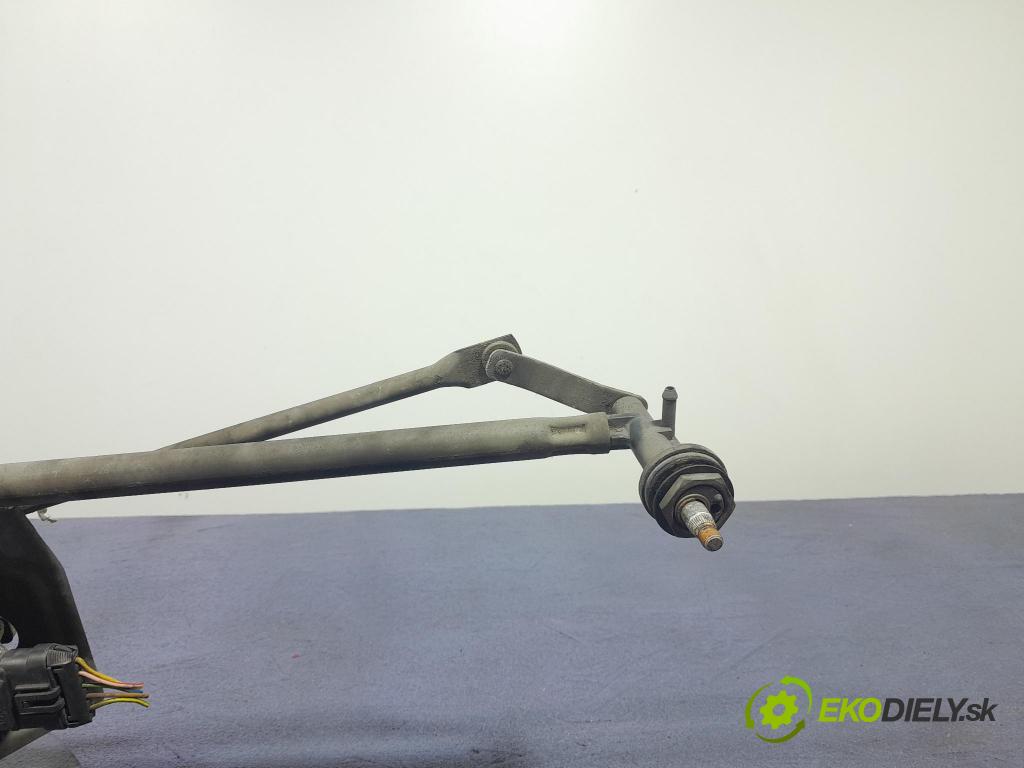 Smart Fortwo 2000 mechanismus motorek Stěrače: před