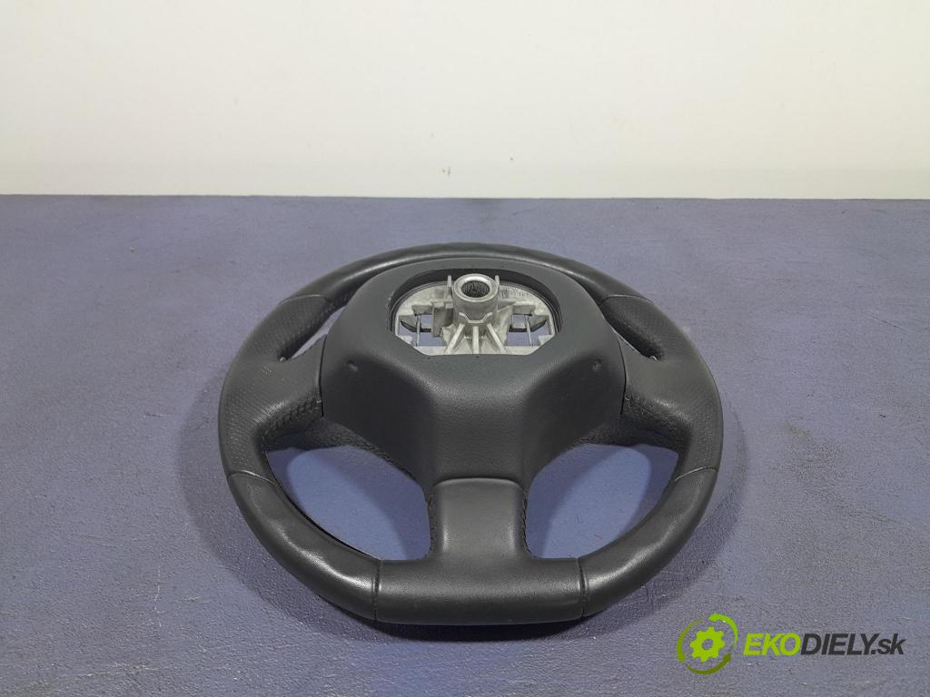 Peugeot 5008 2013 volant 98072009ZE