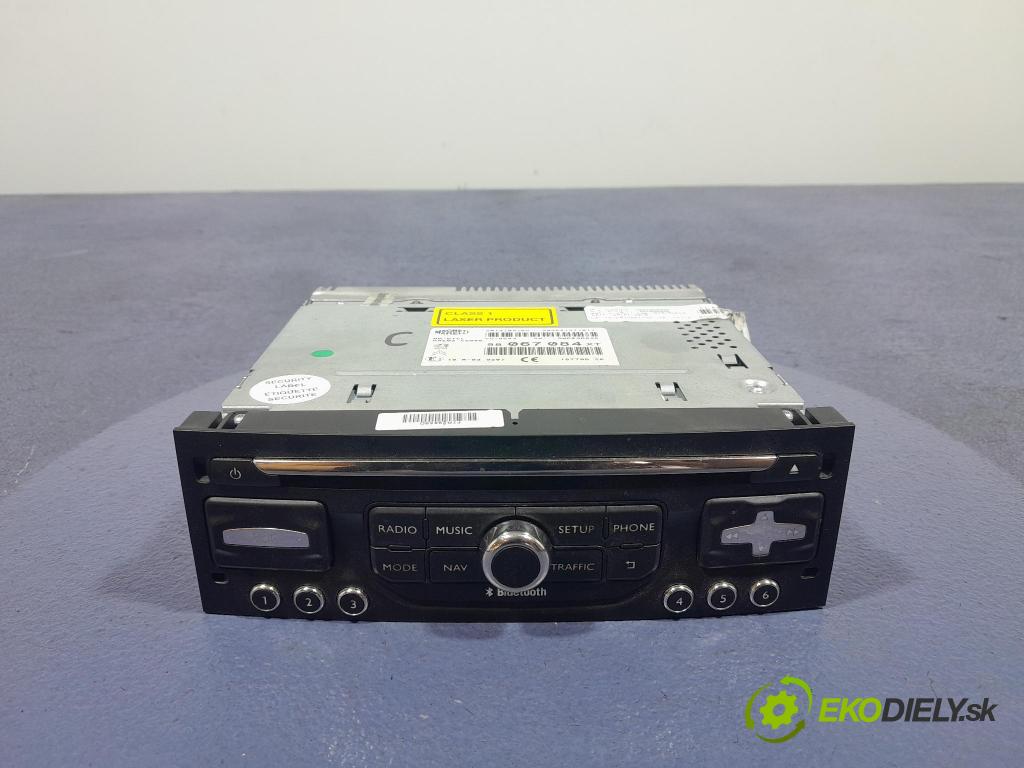 Peugeot 5008 2013 Radio I Navigace: 98067084XT