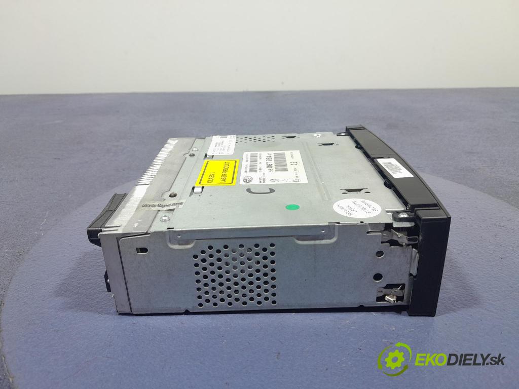 Peugeot 5008 2013 Radio I Navigace: 98067084XT