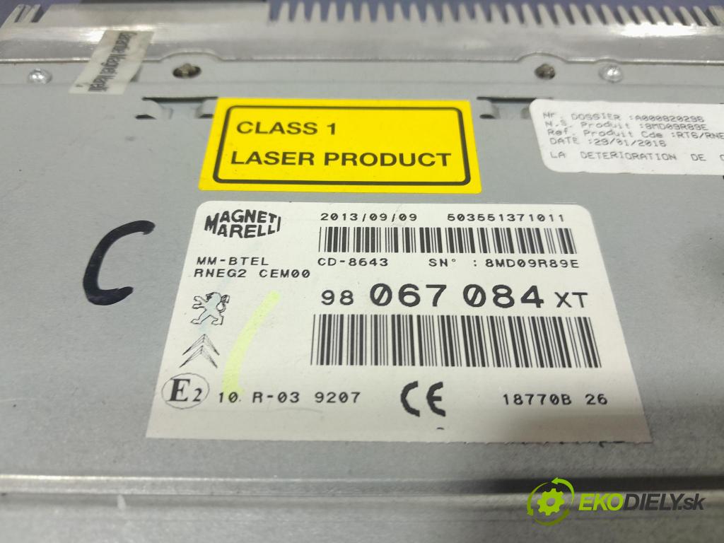 Peugeot 5008 2013 Radio I Navigace: 98067084XT