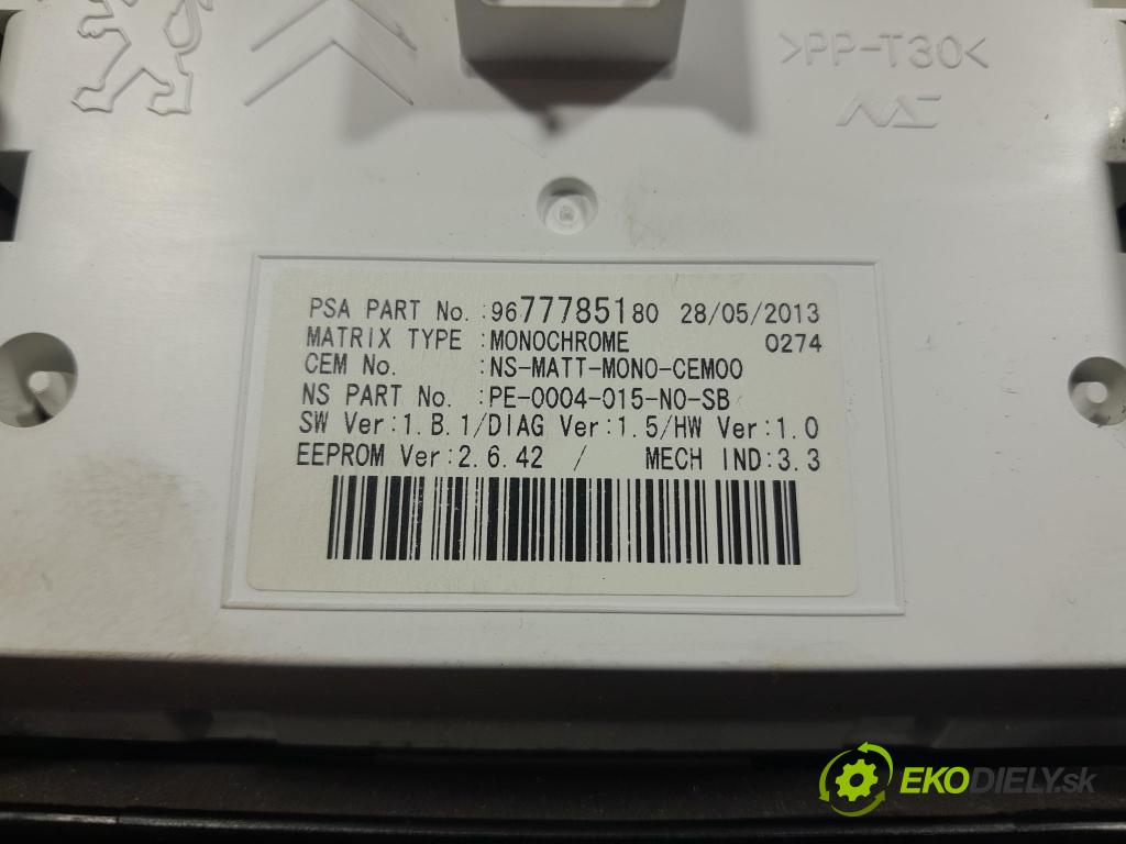 Peugeot 5008 2013 Přístrojová deska 9804263880